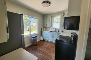 219 Main St NE, Menahga, MN 56464 - Photo 4