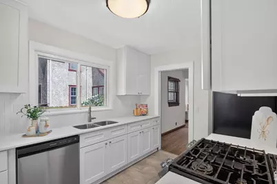 3807 Hubbard Avenue N, Robbinsdale, MN 55422 - Photo 8