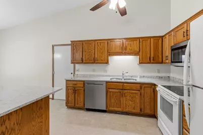 2558 Sumac Circle, White Bear Lake, MN 55110 - Photo 18