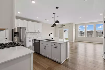 11327 Brookview Road, Woodbury, MN 55129 - Photo 2