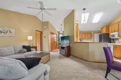 9126 Windsor Lane N, Brooklyn Park, MN 55443 - Photo 4
