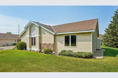 9126 Windsor Lane N, Brooklyn Park, MN 55443 - Photo 2