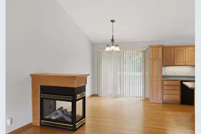 8182 Lori Lane, Woodbury, MN 55125 - Photo 4