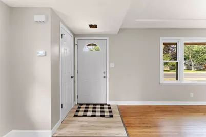 5906 Dupont Avenue N, Brooklyn Center, MN 55430 - Photo 4