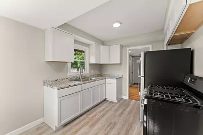 5906 Dupont Avenue N, Brooklyn Center, MN 55430 - Photo 8