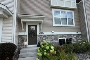 2217 Gateway Curv, North Saint Paul, MN 55109 - Photo 1