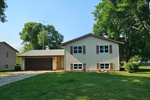 745 Madson Ave SW, Hutchinson, MN 55350 - Photo 1