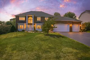 6262 Hedgecroft Ave S, Cottage Grove, MN 55016 - Photo 2