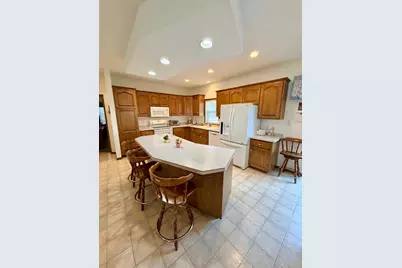 122 Lake Henry Avenue S, Spring Hill, MN 56352 - Photo 4