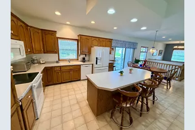 122 Lake Henry Avenue S, Spring Hill, MN 56352 - Photo 2