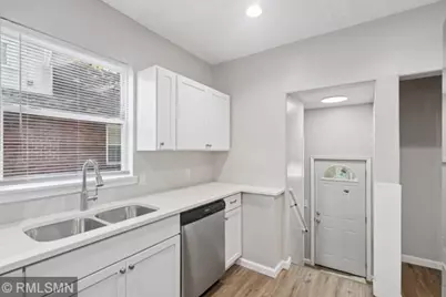 3251 Newton Avenue N, Minneapolis, MN 55412 - Photo 10