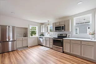 715 2nd Ave NE, Staples, MN 56479 - Photo 2