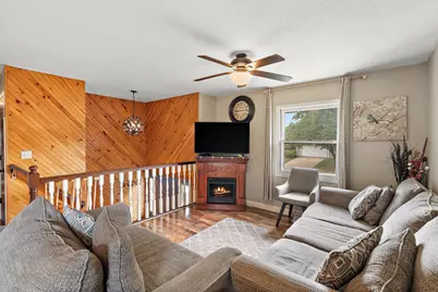 1006 Van Buren Street S, Shakopee, MN 55379 - Photo 4
