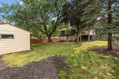 1006 Van Buren Street S, Shakopee, MN 55379 - Photo 36