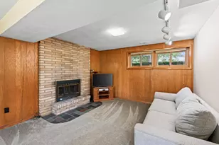 3600 Downers Dr NE, Saint Anthony, MN 55418 - Photo 24