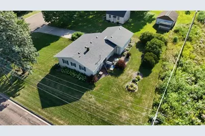 311 W Borden Avenue, Buffalo Lake, MN 55314 - Photo 4