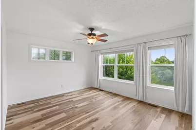1548 Legacy Parkway E, Maplewood, MN 55109 - Photo 12