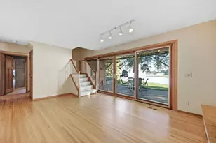 5525 Timber Ln, Excelsior, MN 55331 - Photo 10