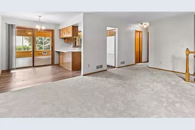 3231 Meadowbrook Court, Vadnais Heights, MN 55127 - Photo 12