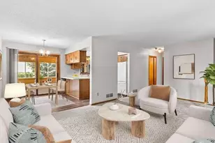 3231 Meadow Brook Ct, Vadnais Heights, MN 55127 - Photo 4