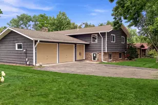 12316 Villaburne Dr, Burnsville, MN 55337 - Photo 40