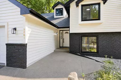 9281 Amsden Way, Eden Prairie, MN 55347 - Photo 2
