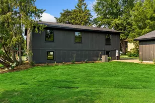640 Grospoint Ln N, Oakdale, MN 55128 - Photo 34