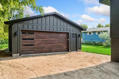 640 Grospoint Lane N, Oakdale, MN 55128 - Photo 30