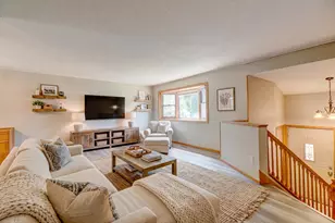 9707 Heath Ave S, Cottage Grove, MN 55016 - Photo 6