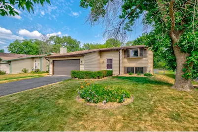 9707 Heath Avenue S, Cottage Grove, MN 55016 - Photo 1