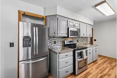 5563 Main Avenue NE, Albertville, MN 55301 - Photo 12