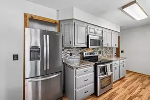 5563 Main Ave NE, Albertville, MN 55301 - Photo 12