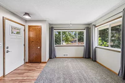 5563 Main Avenue NE, Albertville, MN 55301 - Photo 6