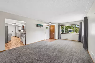 5563 Main Avenue NE, Albertville, MN 55301 - Photo 8