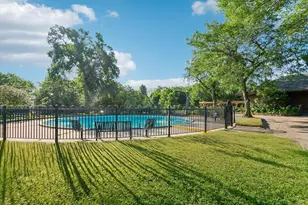 2507 Bryant Ave S, Minneapolis, MN 55405 - Photo 16