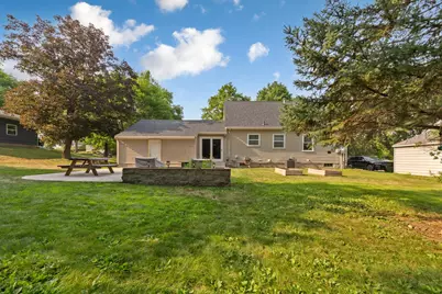 614 Lower Johnson Circle, Saint Peter, MN 56082 - Photo 34