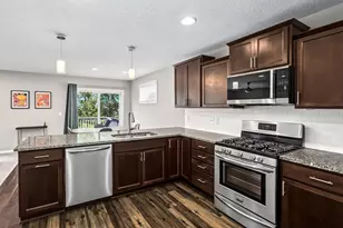 9415 Toledo Ln N, Brooklyn Park, MN 55443 - Photo 14