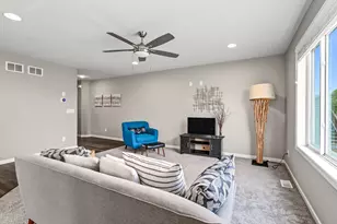 9415 Toledo Ln N, Brooklyn Park, MN 55443 - Photo 6