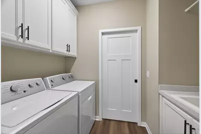 25415 Farmstead Lane, Wyoming, MN 55092 - Photo 24