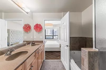 500 E Grant Street #902, Minneapolis, MN 55404 - Photo 24