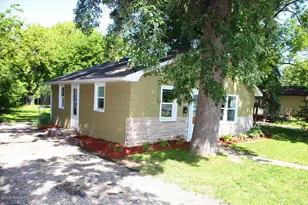 1030 West Ave, Detroit Lakes, MN 56501 - Photo 2