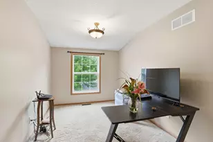 429 Wilderness Dr, Chaska, MN 55318 - Photo 12
