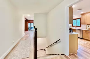 1915 Twin Cir Dr, Mendota Heights, MN 55118 - Photo 42
