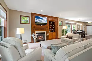15305 Stonewood Ct, Burnsville, MN 55306 - Photo 2