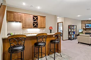 15305 Stonewood Ct, Burnsville, MN 55306 - Photo 32