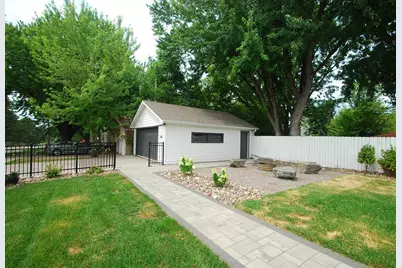 1426 5th Street S, Stillwater, MN 55082 - Photo 6