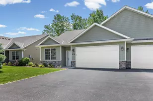 682 Bibeau Ct, Vadnais Heights, MN 55127 - Photo 26