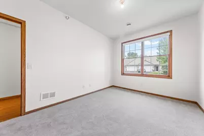 682 Bibeau Court, Vadnais Heights, MN 55127 - Photo 6