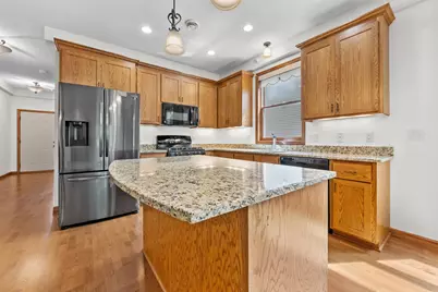 682 Bibeau Court, Vadnais Heights, MN 55127 - Photo 14