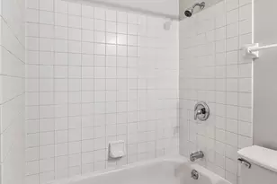 4009 Heritage Hills Dr, Bloomington, MN 55437 - Photo 20
